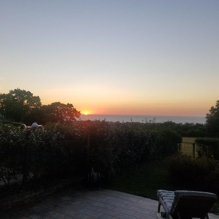 Deauville Vue Mer 图尔热维尔 外观 照片